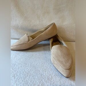 Musshoe Women’s Suede Flats Size 8 NEW